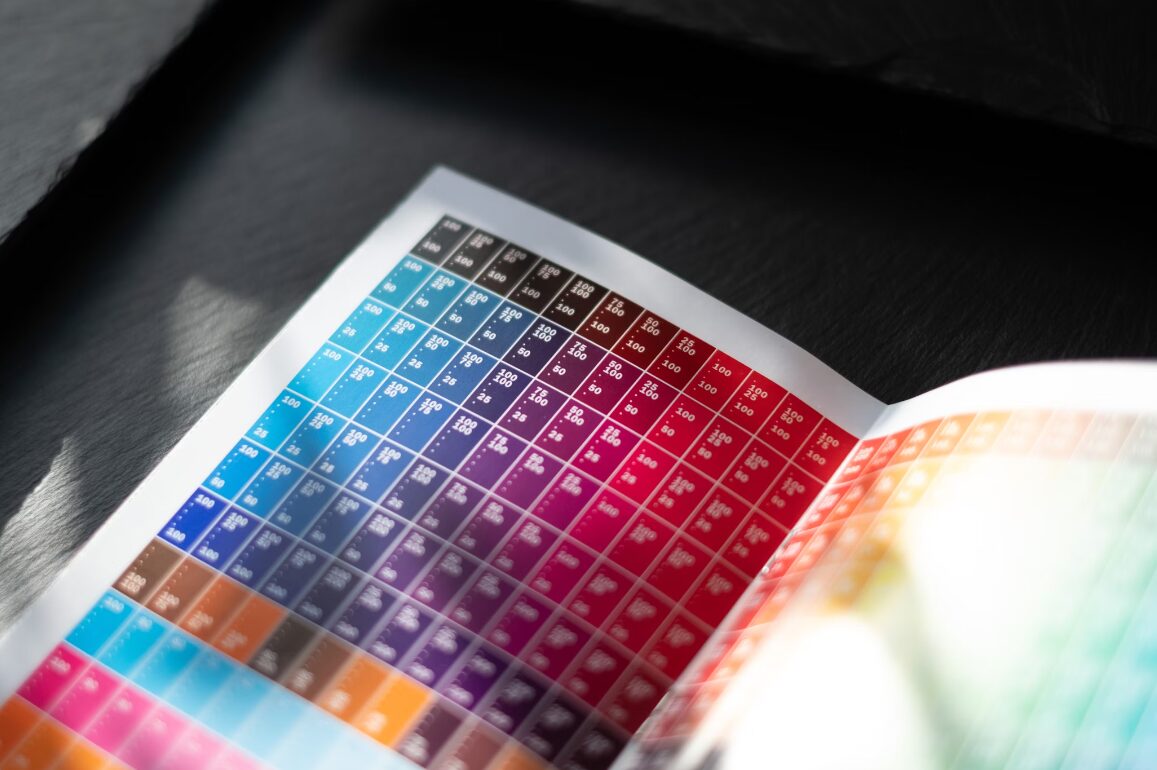 El color principal del año según Pantone del 2000 al 2024